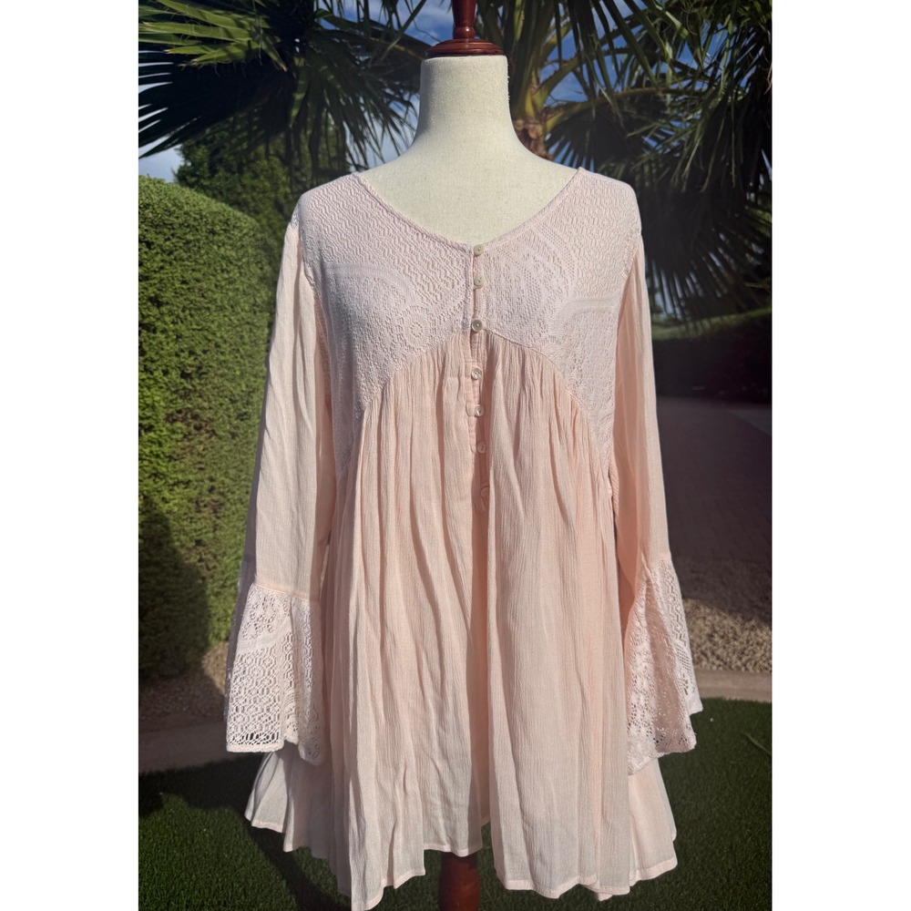 Soft Surroundings Boho Pink Lace Bell Sleeve Tunic Top V-Neck Babydoll Blouse L